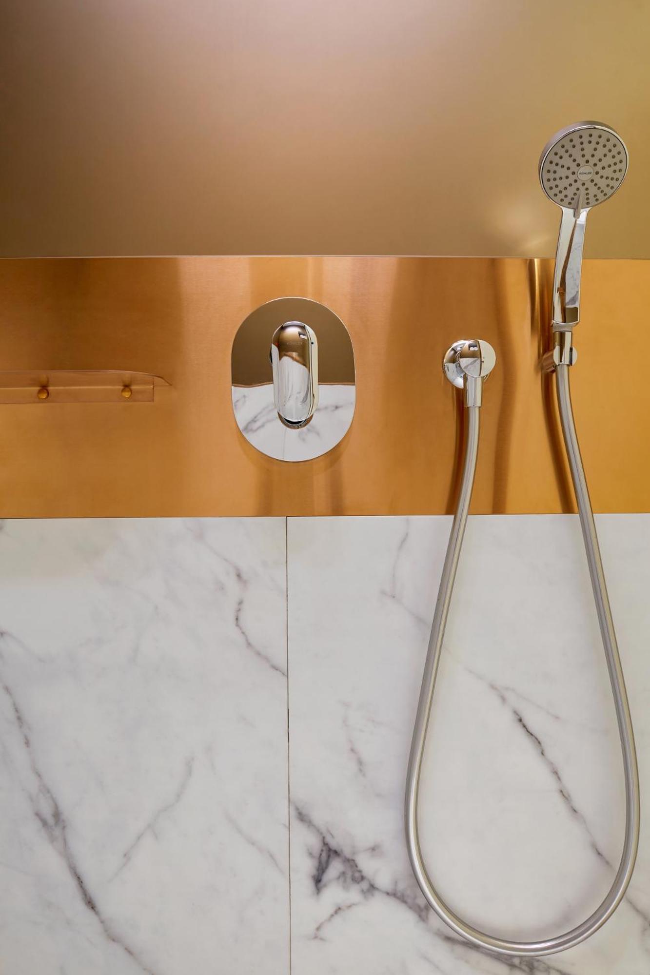 Copper Twin without window,1277466643:JPEG